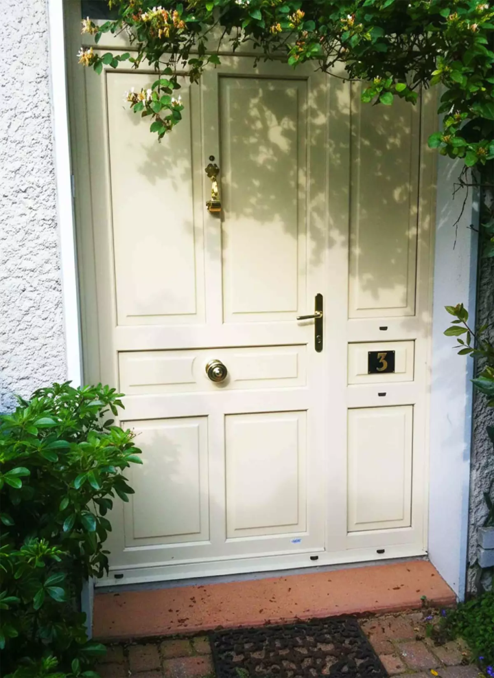 Accès élégants alliant sécurité et isolation thermique